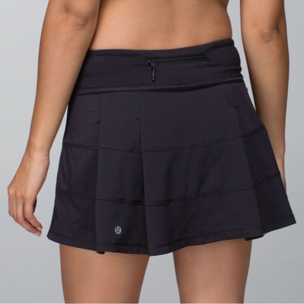 Pristine Lululemon Black Pace Rival Skirt *4-way Stretch 2 Size:8